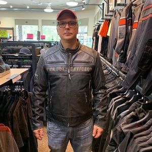 Meet your Posher, John